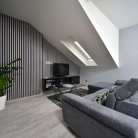 Vltava Design *