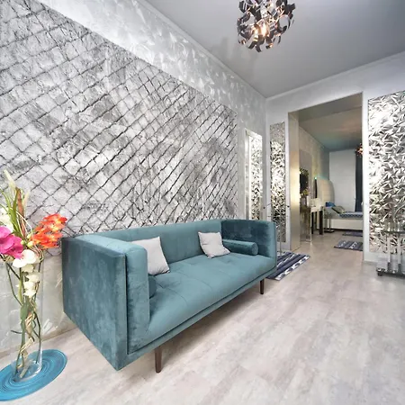Vltava Design Apartment *